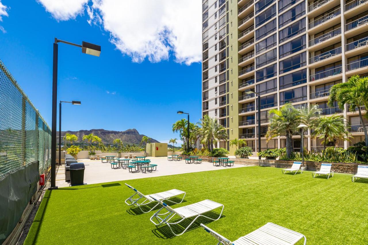 Beautiful Mountain View In Waikiki Sunset With Parking Apartment Honolulu Exterior photo